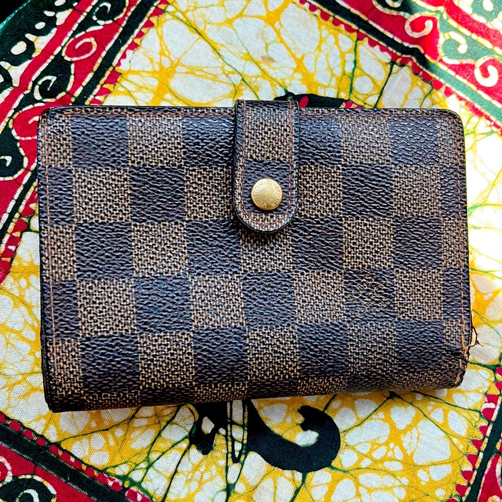 Louis Vuitton Damier Ebene Wallet 🔥